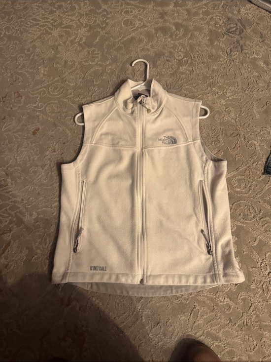 The North Face Jackets & Blazers - The North Face Women’s White Fleece Vest - Full Zip